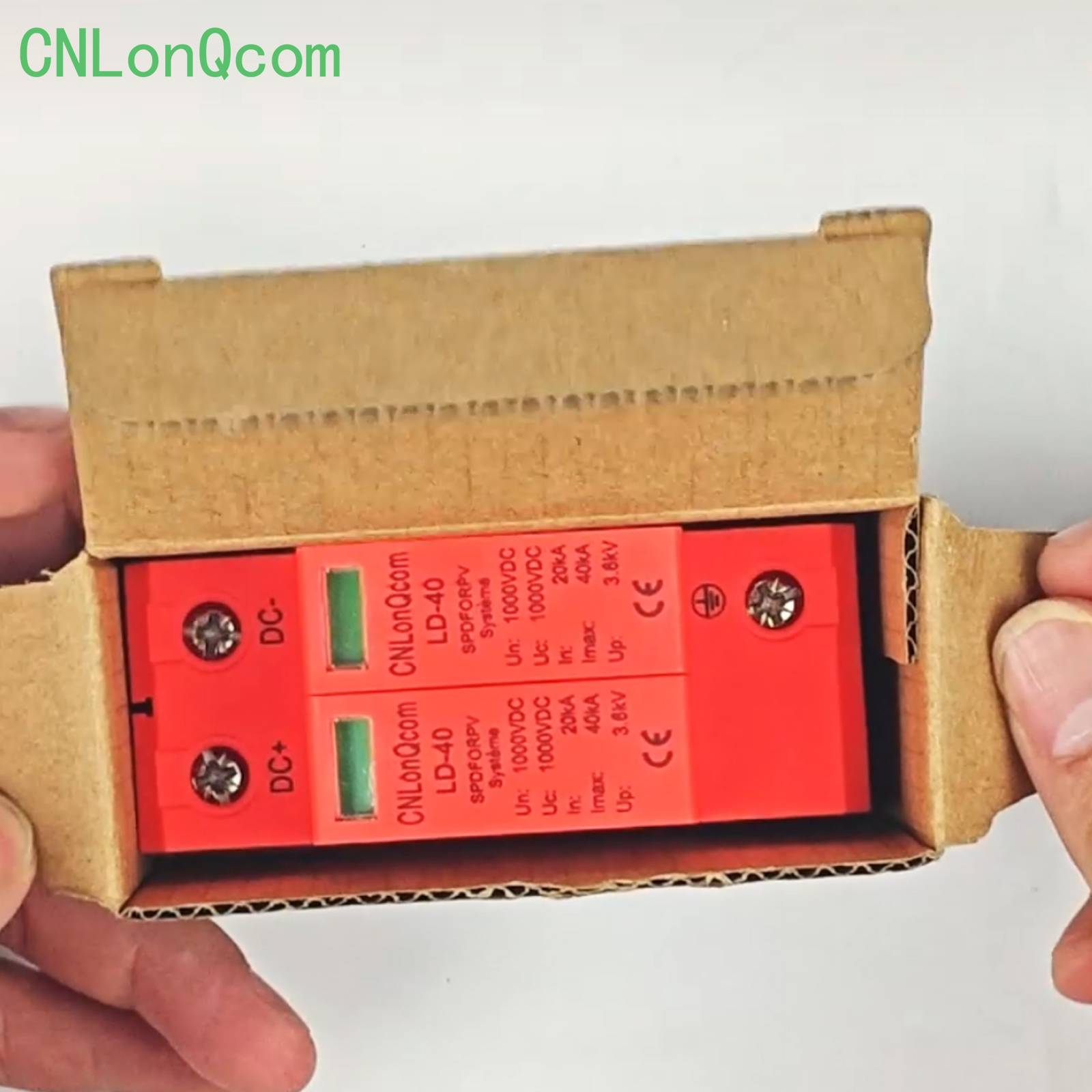 CNLonQcom vitrinos LD-40 2P 1000V saulės nuolatinės srovės viršįtampių apsauga